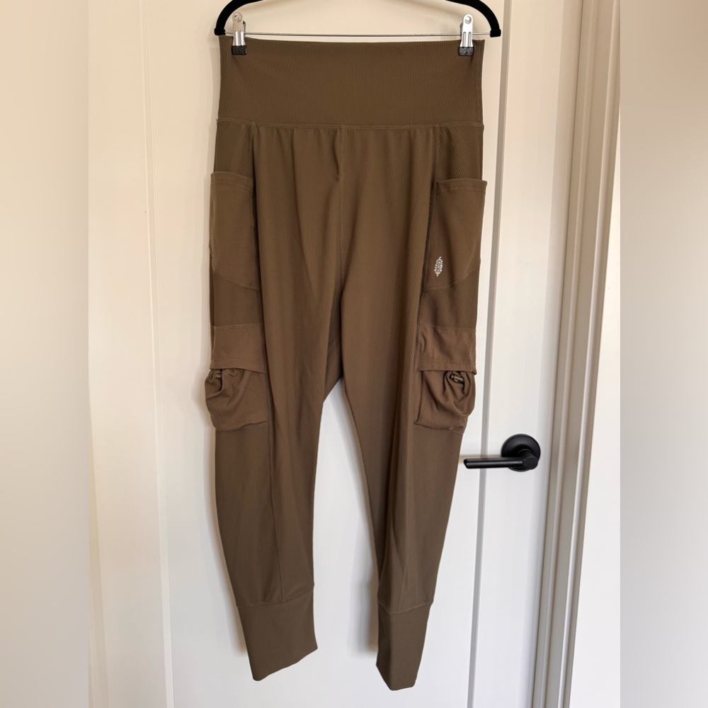 Free People Take a Hike harem pants - Picture 2 of 5
